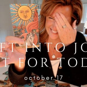Your Daily Tarot Reading : Spirit Is Trying To Get You TO Lighten UP | Spiritual Path Guidance