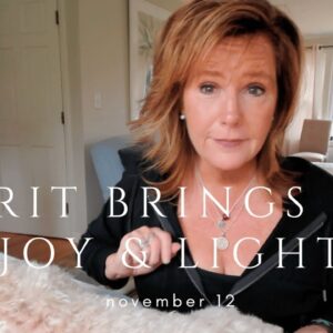 Your Daily Tarot Reading : Spirit Has Something REAL For You - Lighten Up! | Spiritual Path Guidance