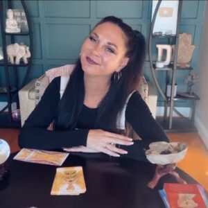 PISCES | Hold my earrings for my debut 🎶💪| Pisces Tarot Reading.
