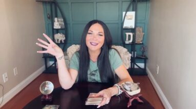 AQUARIUS | Mixed Emotions: What’s Really Going On?     🔮💕| Aquarius Tarot Reading.