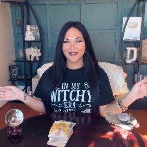 CAPRICORN | Who is this Person?!?! | 🤔😱 Capricorn Tarot Reading.