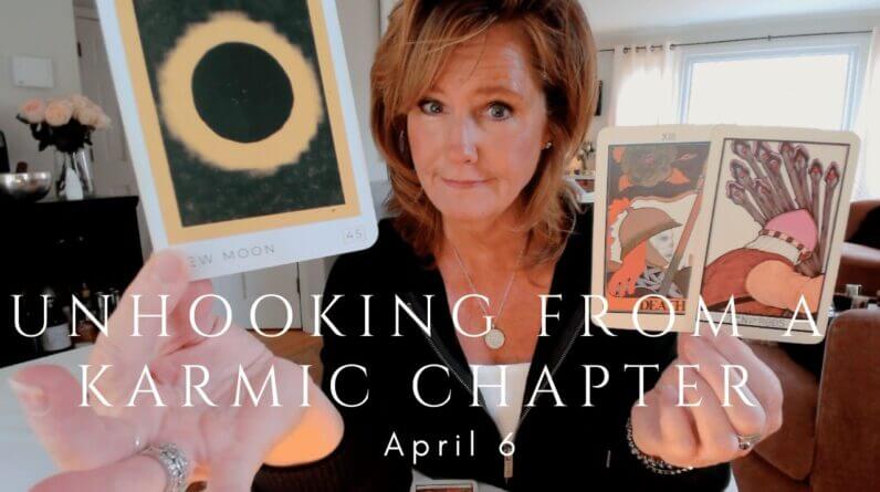 Your Daily Tarot Reading : Unhooking From A Karmic Chapter | Spiritual Path Guidance