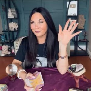 ♒ Aquarius: Someone’s Watching From the Sidelines… Ignore It 👏🔮| Aquarius Tarot Reading.