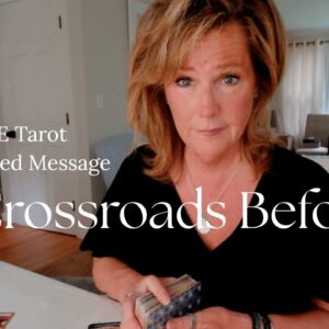 We're Standing at a Crossroads - What Can We Expect? Hekate is the Guide for this LIVE Tarot Session