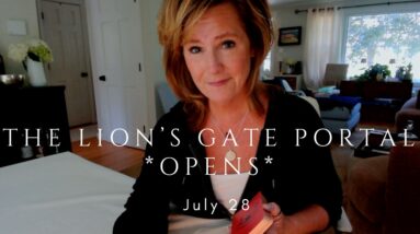 Daily Tarot for the Collective : The Spiritual Sun RISES - Sirius & Lion's Gate Portal Open