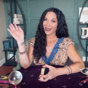 Cancer ♋️ — The Universe Is Removing What No Longer Matches Your Energy 💗 Cancer Tarot Reading.