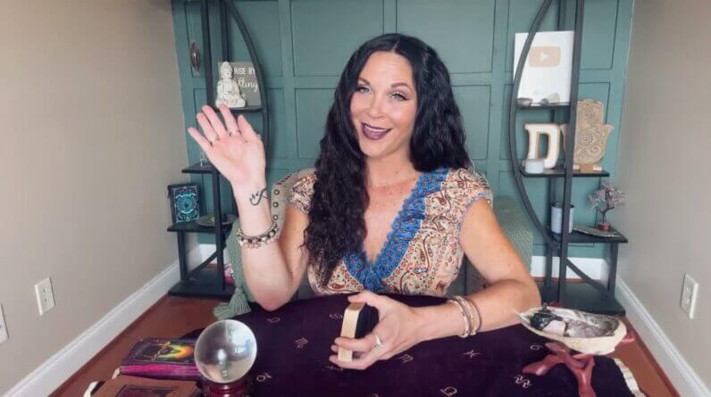 Cancer ♋️ — The Universe Is Removing What No Longer Matches Your Energy 💗 Cancer Tarot Reading.