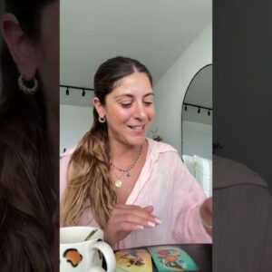 A Karmic Cycle 🔁 is Ending in your life, here is what you need to know about it! Daily tarot reading