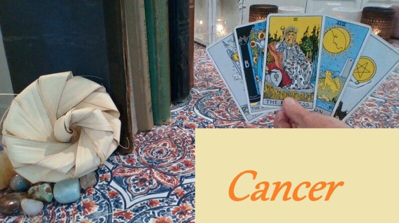 Cancer ❤ STAY QUIET! Your Silence Is Driving Them Insane Cancer YOUR SILENCE August #Cancer #Tarot
