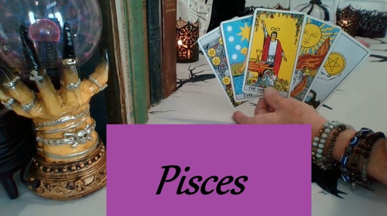Pisces ❤ INSTANT LOVE! They Knew The Moment They Met You Pisces HIDDEN TRUTH Now-October 24th